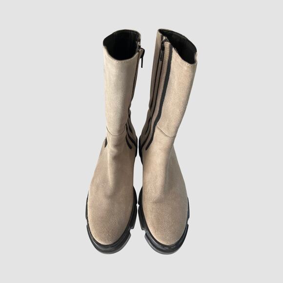 Free People Brooks Chelsea Boot Taupe Suede Lug Sole Mid Calf 39.5 / 9 - Picture 10 of 13